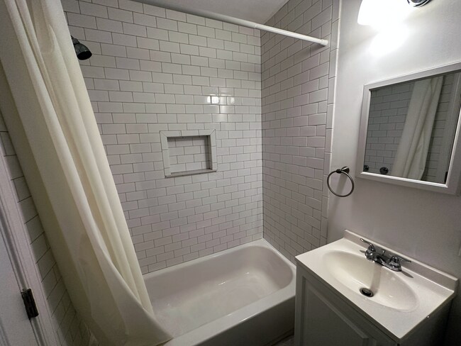Foto del edificio - Parkside Apartments