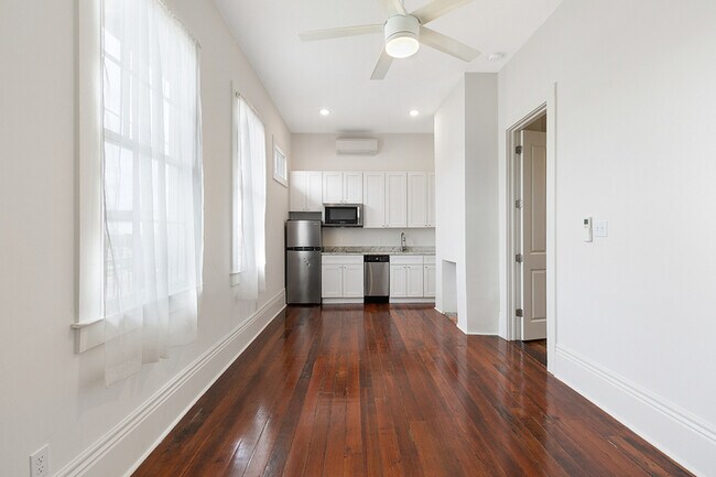 Foto del edificio - 1527 Rev John-1529-A