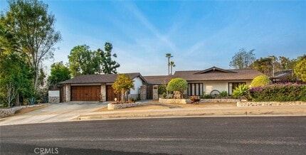 Building Photo - 27151 Mission Hills Dr