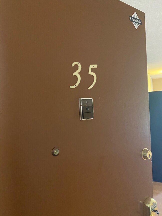 Foto del edificio - 7835 Cowles Mountain Ct