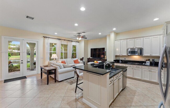 Foto del edificio - 834 Madison Ct