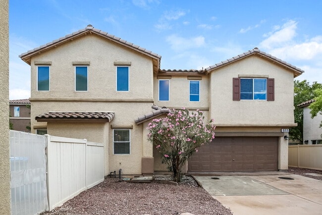 Building Photo - 977 Alfonso Ave