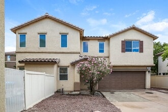 Building Photo - 977 Alfonso Ave