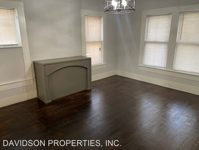 Foto del edificio - 3 br, 1 bath House - 702 E Evergreen Ct