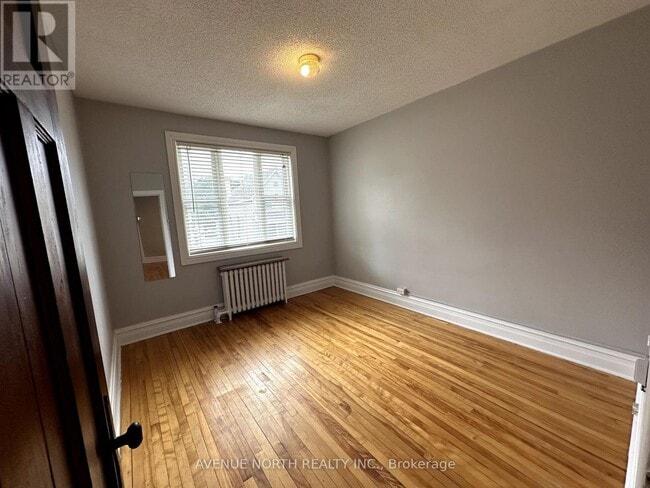 Building Photo - 75 Poplar St