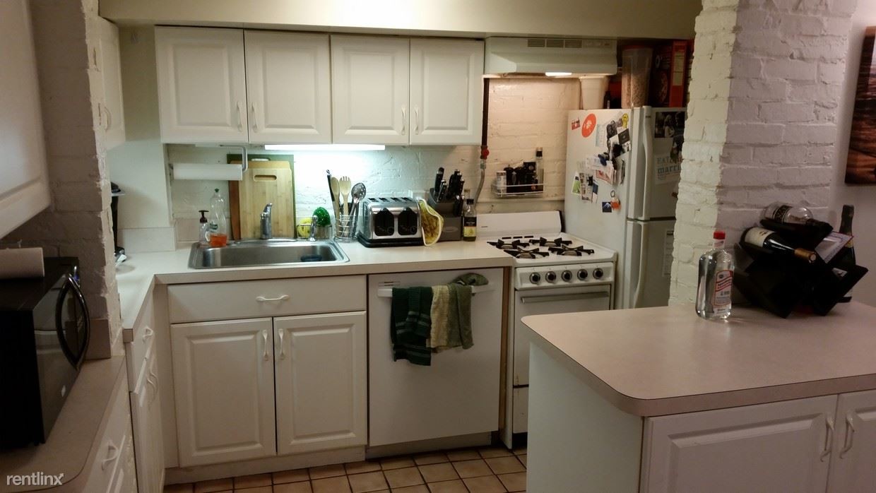 Primary Photo - 2 br, 1 bath Condo - 1713 Riggs Pl NW
