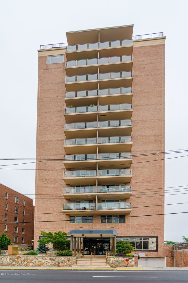 28 Riverside Ave Unit 12E, Red Bank, NJ 07701 Condo for Rent in Red Bank, NJ