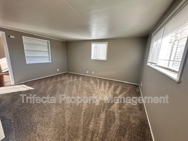 Foto del edificio - 417 N Hollywood St