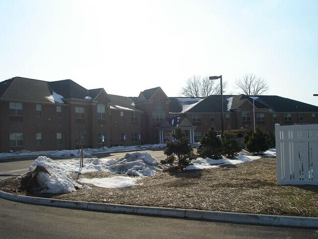Building Photo - 5861 Roche Dr