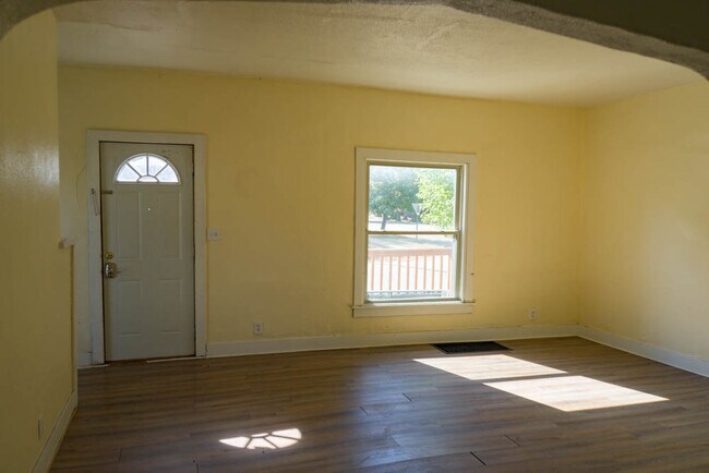 Foto del edificio - 121 7th St SW