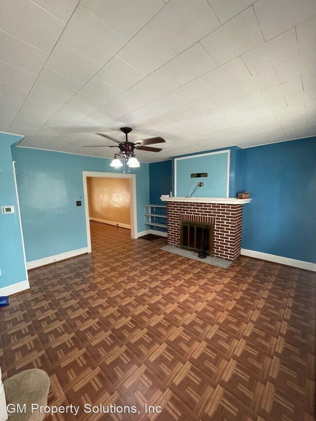 Building Photo - 3 br, 1 bath House - 356 E Liberty Street