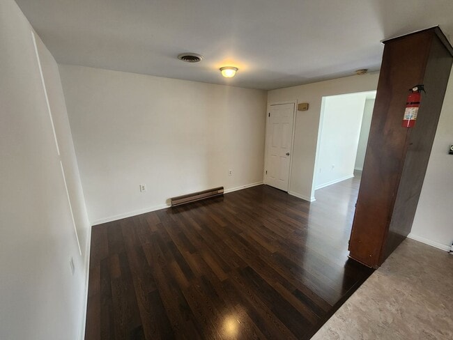Foto del edificio - 3430 Gregway Dr