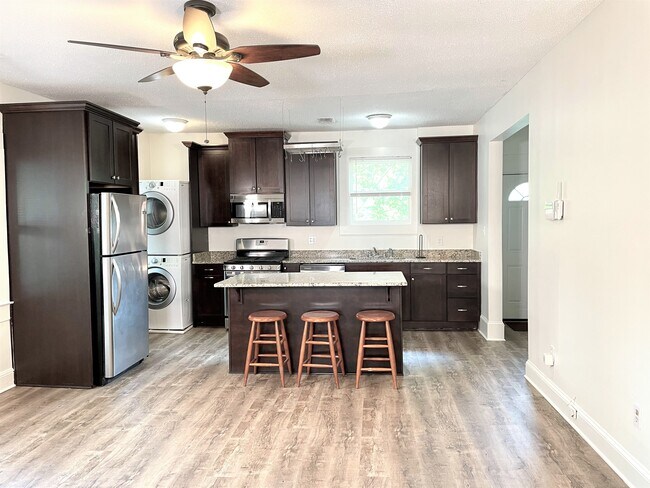 Open Concept Kitchen - 800 Monroe Dr NE