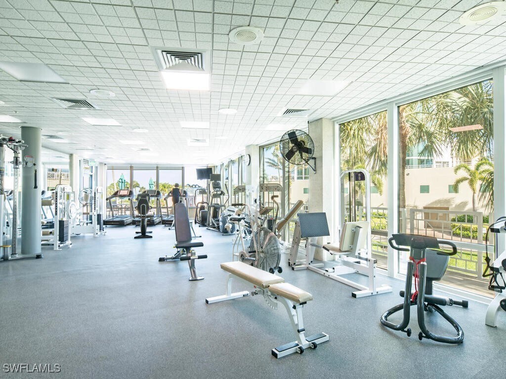 Foto del edificio - 3971 Gulf Shore Blvd N