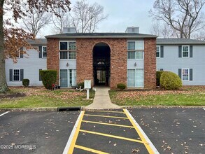 Building Photo - 7-1 Seattle Ct