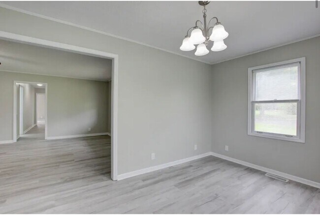 Foto del edificio - Freshly Renovated Home on Large Lot – Read...