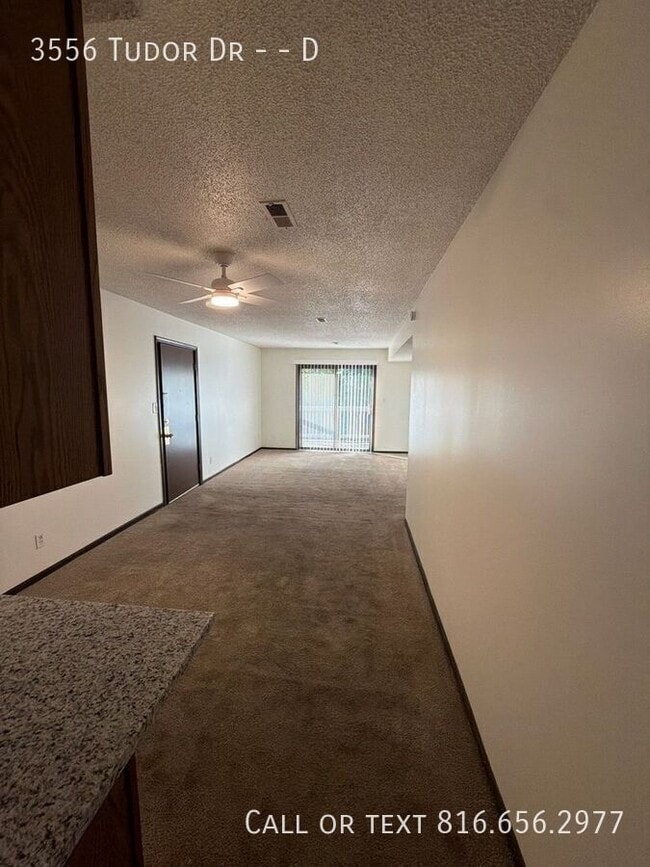 Building Photo - 3556 Tudor Dr