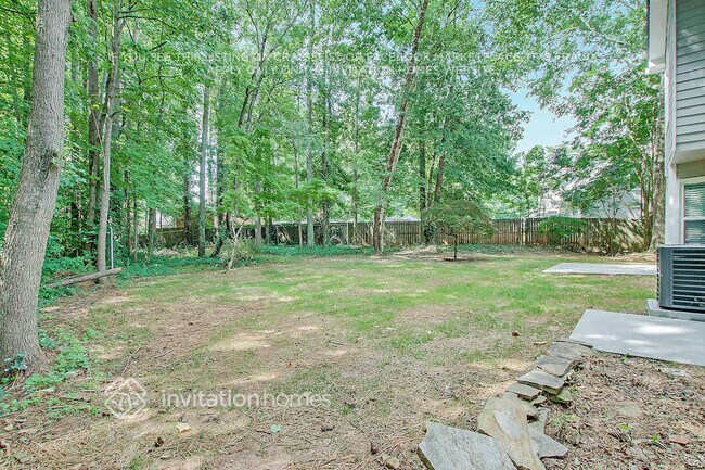 Foto del edificio - 208 Camden Trail