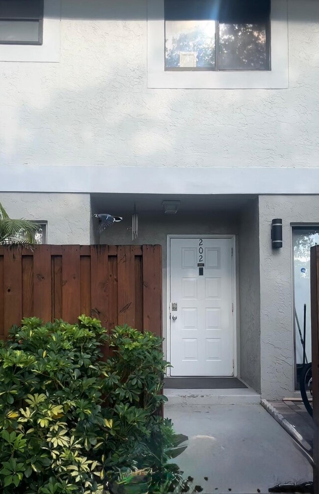 Building Photo - 7650 Lago Del Mar Dr