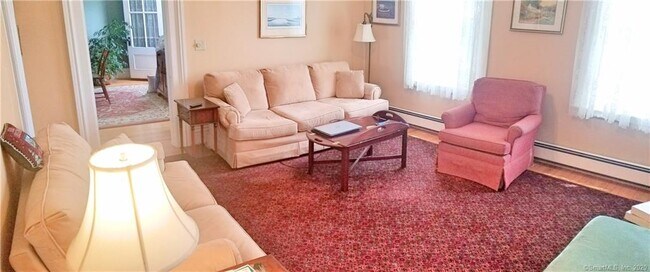 Foto del edificio - 32 Moss St