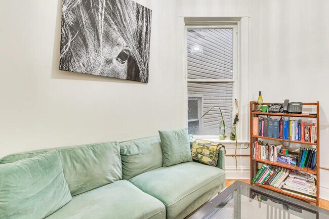 Foto del edificio - 3252 W Wabansia Ave