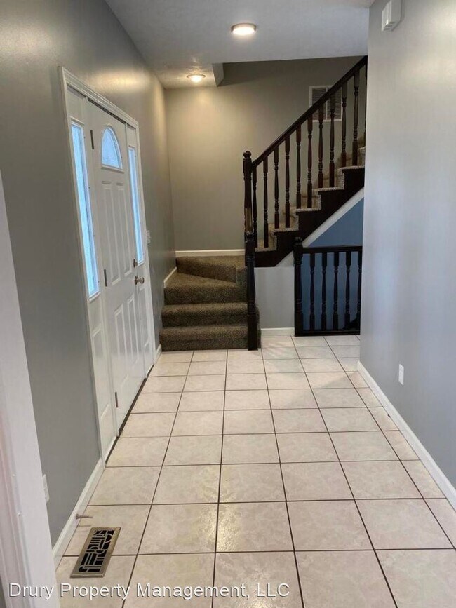 Foto del edificio - 5 br, 3.5 bath House - 4735 S. Mary Ann Ave