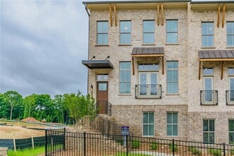 Building Photo - 4318 Longleaf Pine Alley