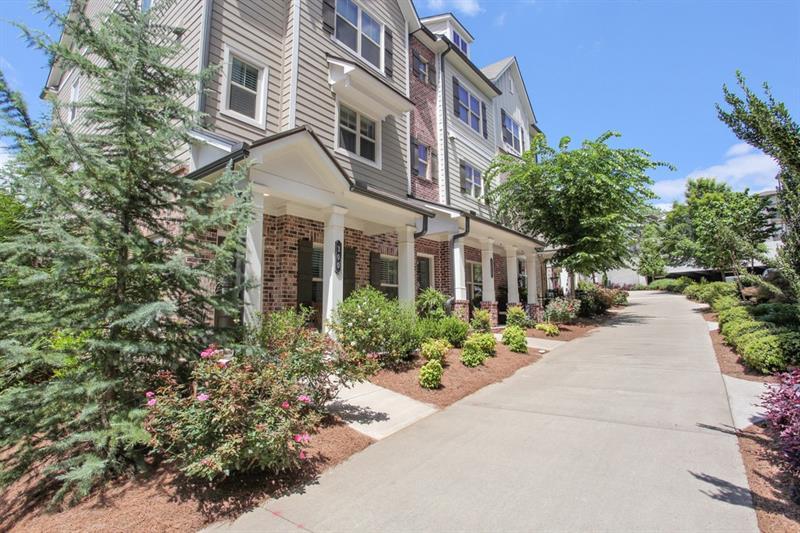 Foto principal - 300 Lantana Ln