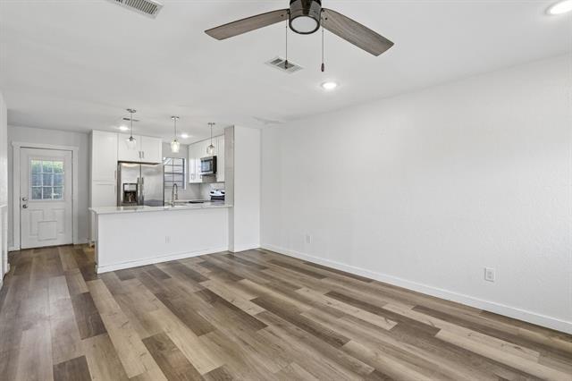 Foto del edificio - 2400 Jupiter Rd