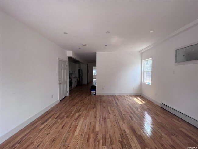 Foto del edificio - 108-55 171st St