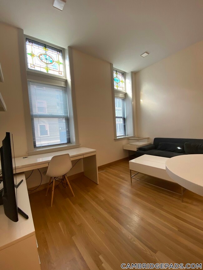 Foto del edificio - 115 Mt Auburn St