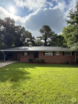 Building Photo - 1616 W Austin Rd