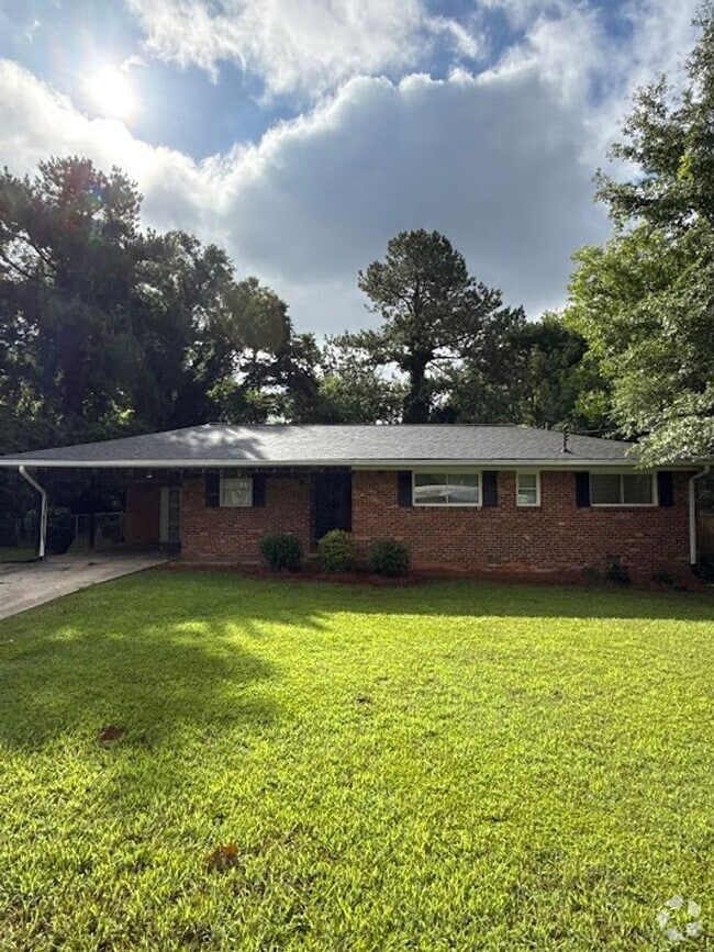 Building Photo - 1616 W Austin Rd