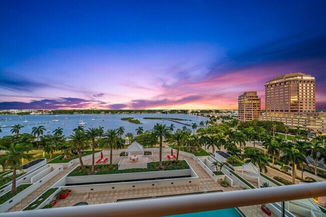 Building Photo - 529 S Flagler Dr