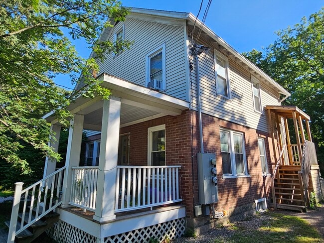 Building Photo - 173 Pearl St