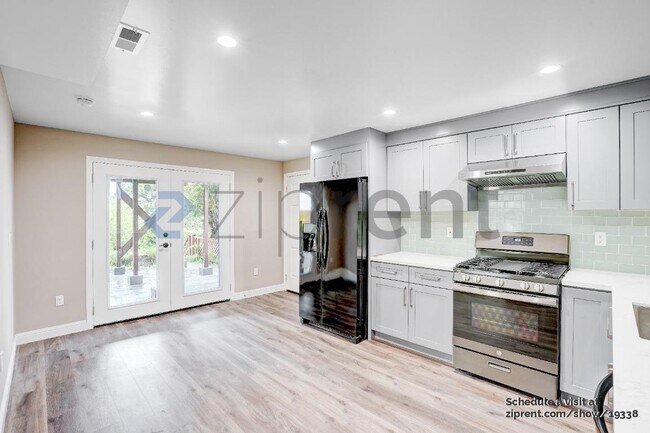 Foto del edificio - 2 Ocean Grove Ave