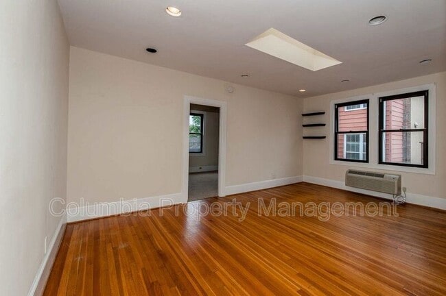 Building Photo - 1726 17th St NW