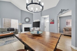 Building Photo - 18530 Trail Bend Ln