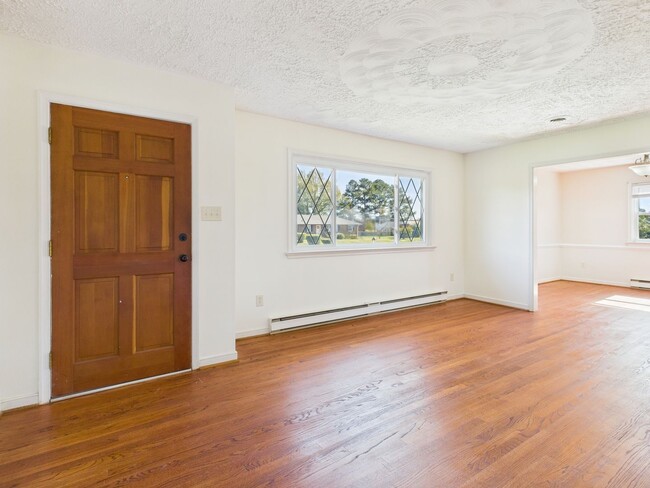 Foto del edificio - 3702 Broadgate Dr