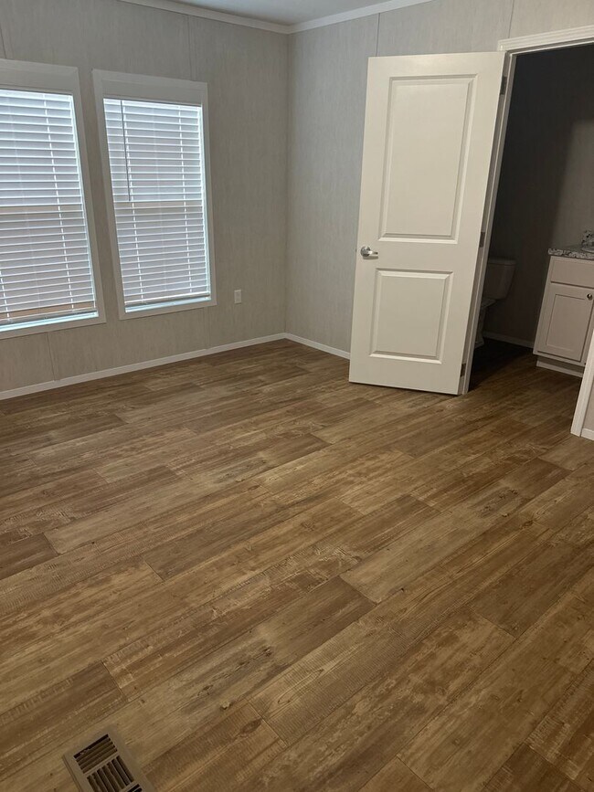 Foto del edificio - Cute! - 2-Bedroom/ 1-Bath- Mobile Home