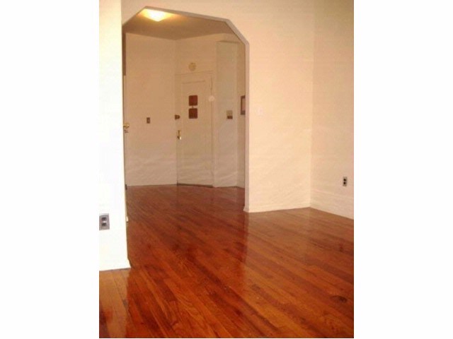 Building Photo - 173 E 91st St