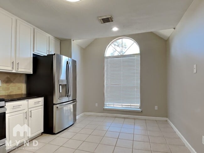 Building Photo - 7606 Bronze Trail Dr