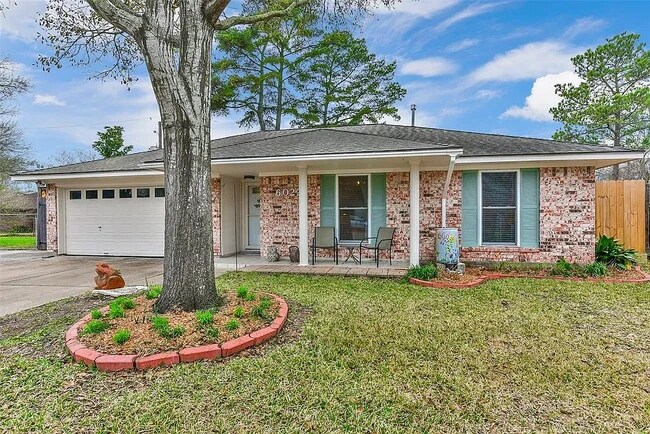 Foto del edificio - 6022 Weeping Willow Rd
