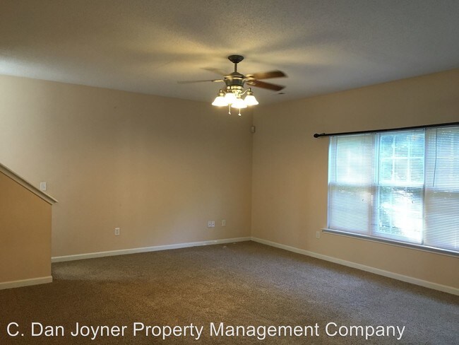 Foto del edificio - 4 br, 2.5 bath House - 112 Shelby Ct