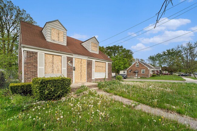 Foto del edificio - 6306 Farmbrook St