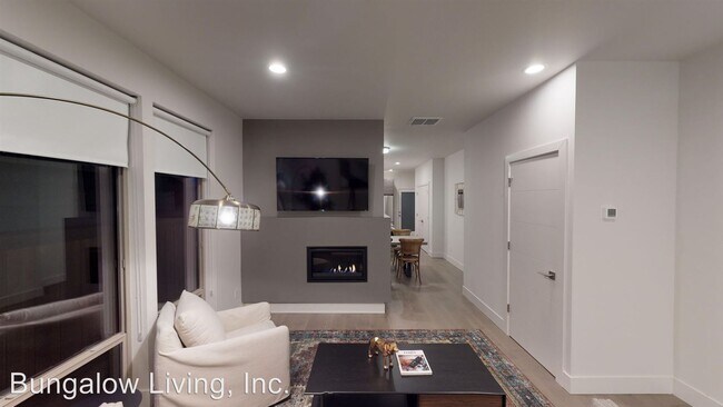 Foto del edificio - 8501 N Chautauqua Blvd