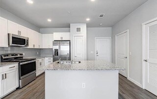 Building Photo - 1383 Blue Mound Rd