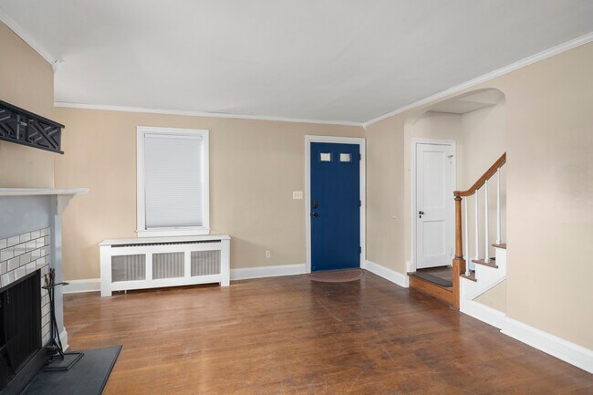 Building Photo - 710 Edmondson Ave