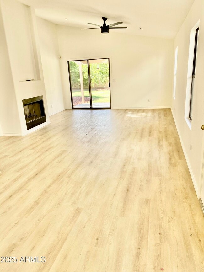 Building Photo - 8884 E Aster Dr