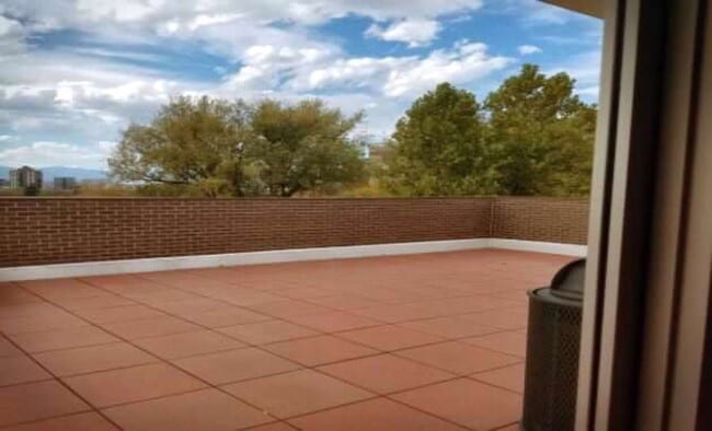 Open Patio - 1050 N Lafayette St